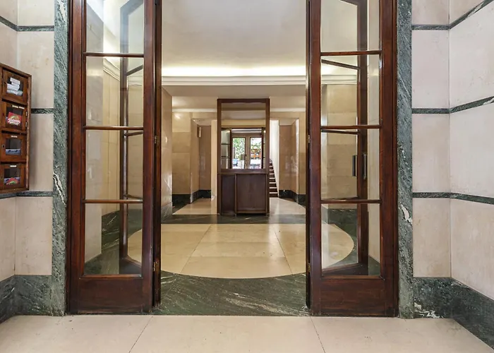 Appartement Hostly-wood And Colors Midtown-just 7min To Colosseum Rome