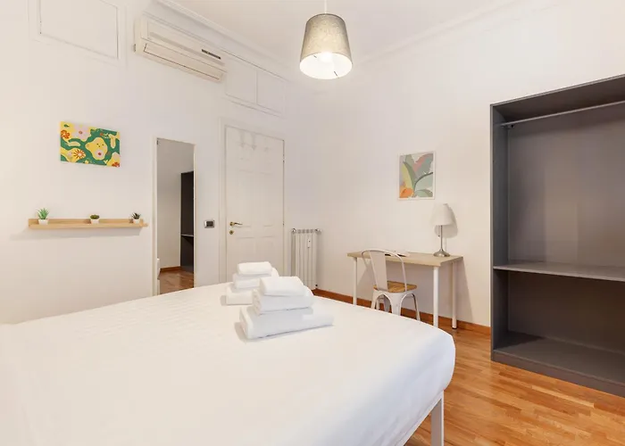 Hostly-wood And Colors Midtown-just 7min To Colosseum * Rome