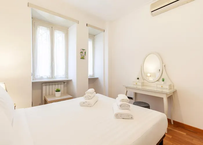 Appartement Hostly-wood And Colors Midtown-just 7min To Colosseum *